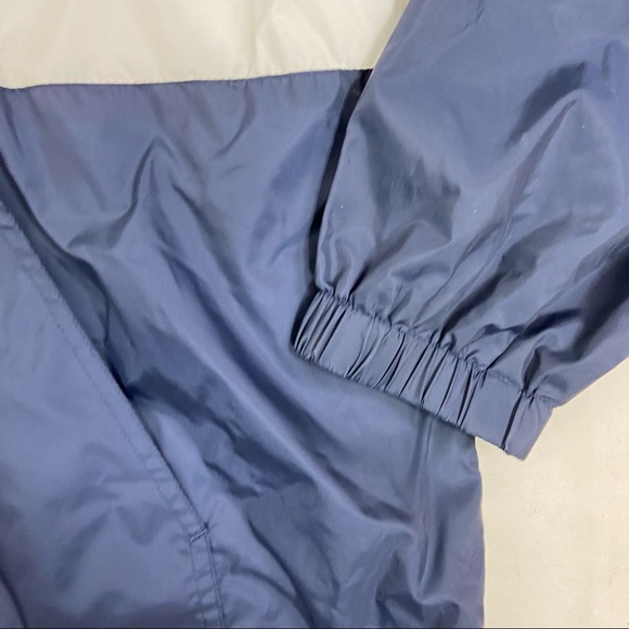 Mickey Mouse vintage bevy white windbreaker. L - Picture 6 of 10